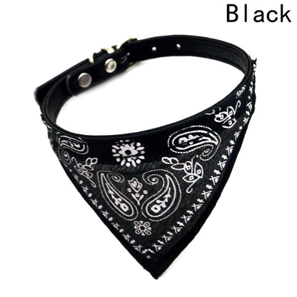 Adjustable cat and dog bandana collar